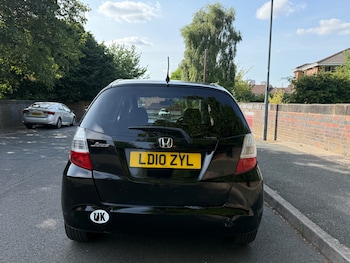Used Honda Jazz 2010 for sale - 79320623: Photo