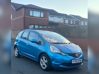 Used Honda Jazz 2010 for sale - 77888707: Photo