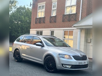 Used Skoda Octavia 2015 for sale - 79042711: Photo