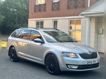 Used Skoda Octavia 2015 for sale - 79042711: Photo