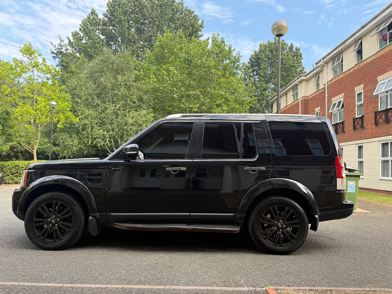 Used Land Rover Discovery 2011 for sale - 75164694: Photo 2