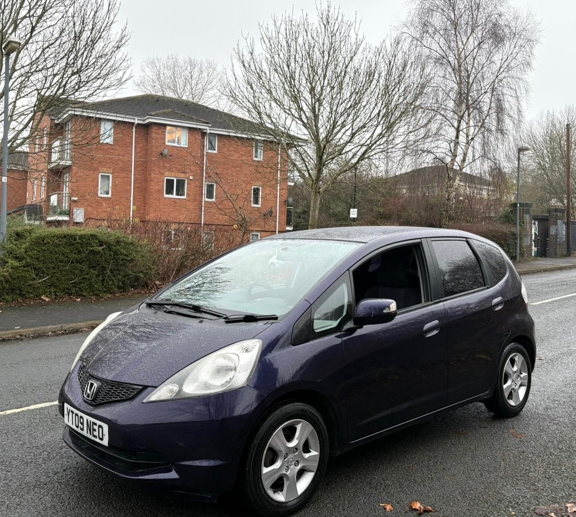 Used Honda Jazz 2009 for sale - 77432696: Photo 2