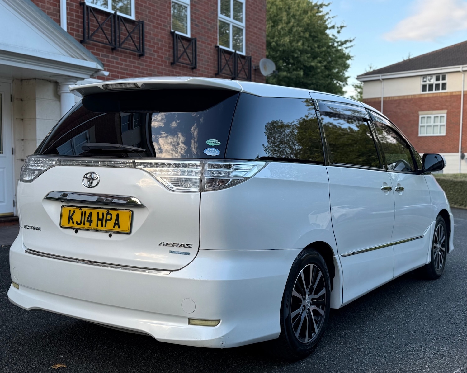 Used Toyota Estima 2021 for sale - 76908289: Photo 7