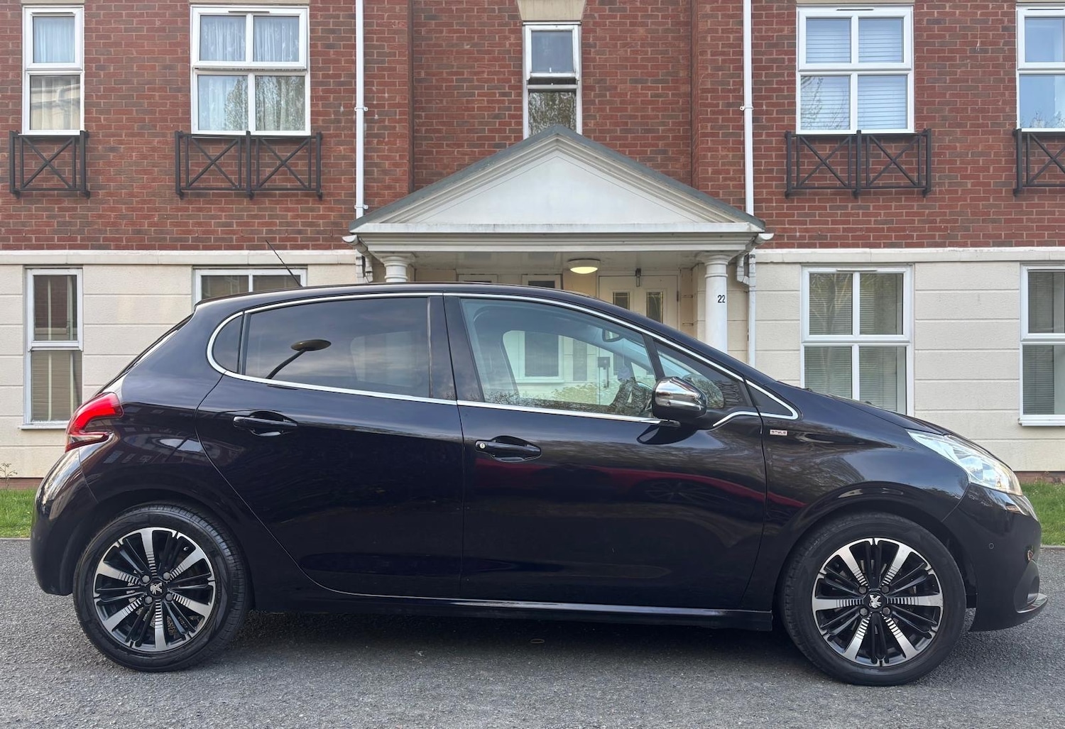 Used Peugeot 208 2019 for sale - 78177098: Photo 8