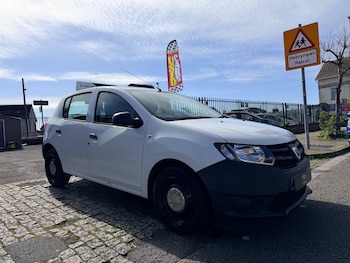 Used Dacia Sandero 2015 for sale - 78146081: Photo
