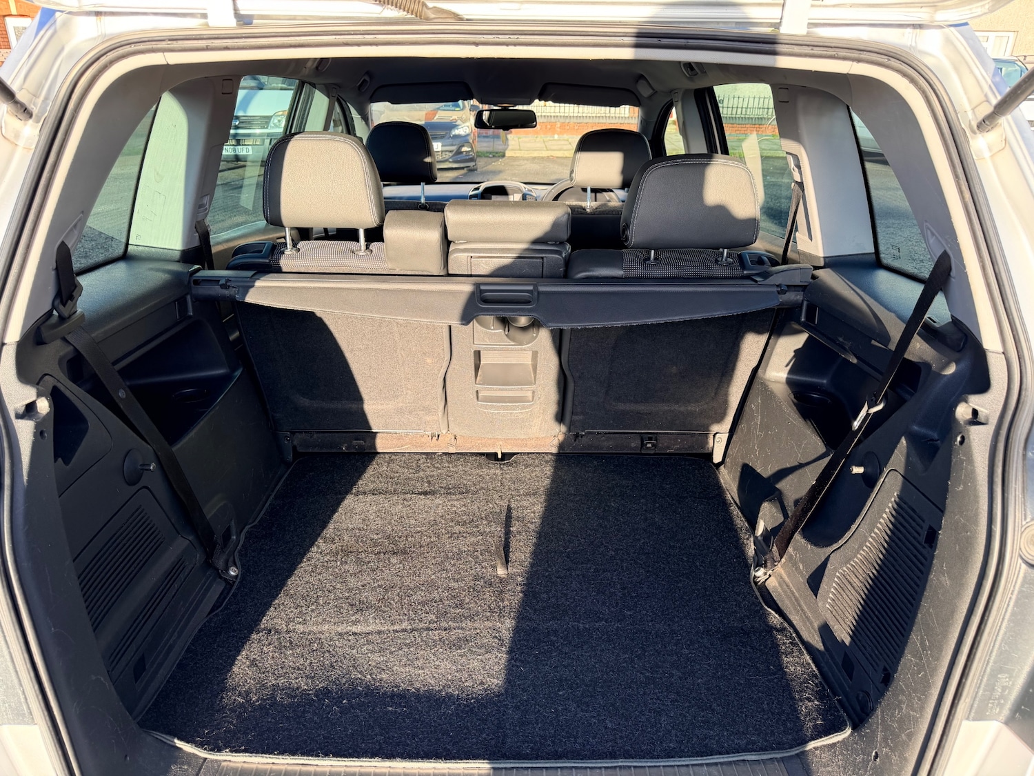 Used Vauxhall Zafira 2010 for sale - 76969594: Photo 21