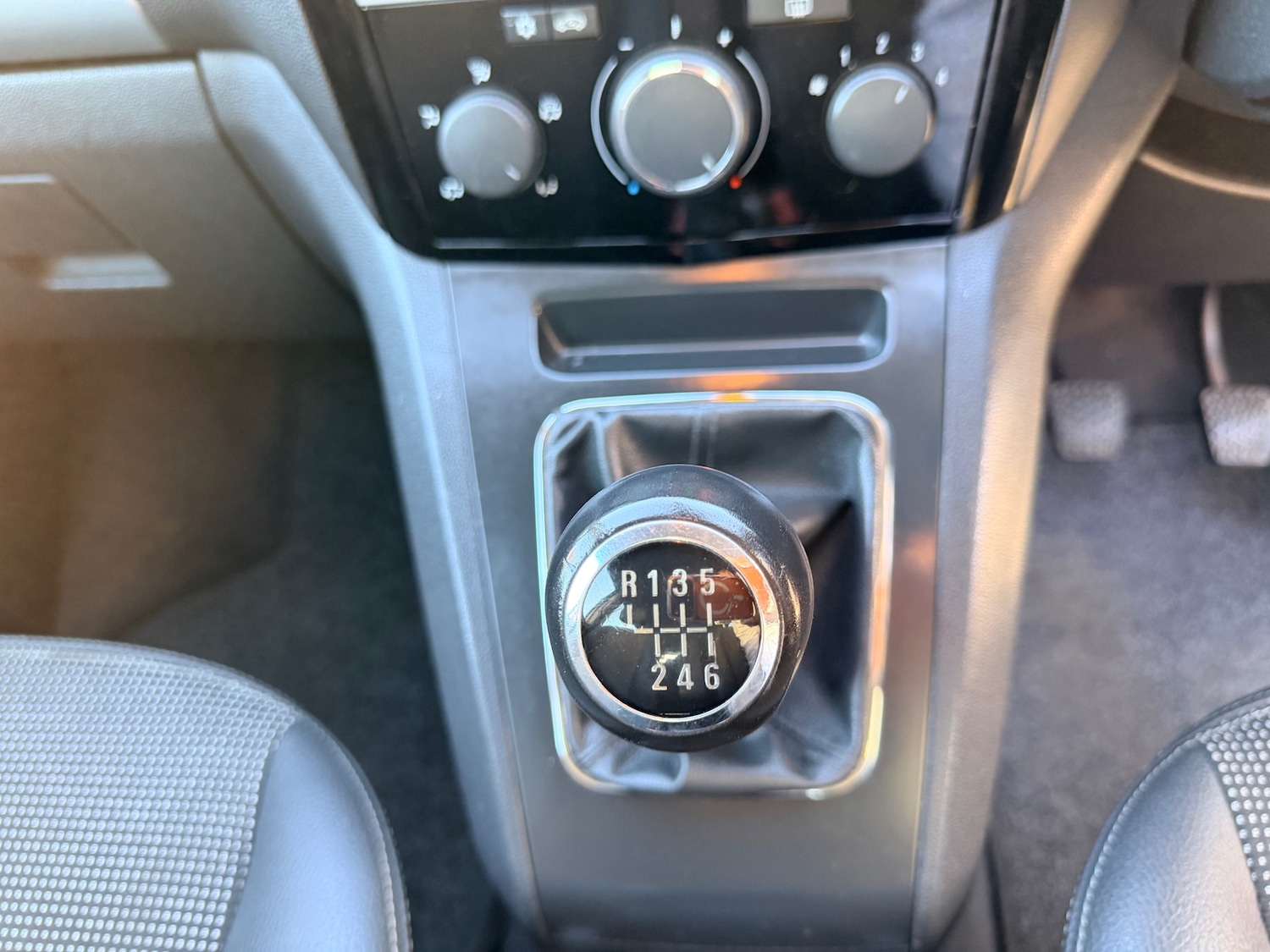 Used Vauxhall Zafira 2010 for sale - 76969594: Photo 29