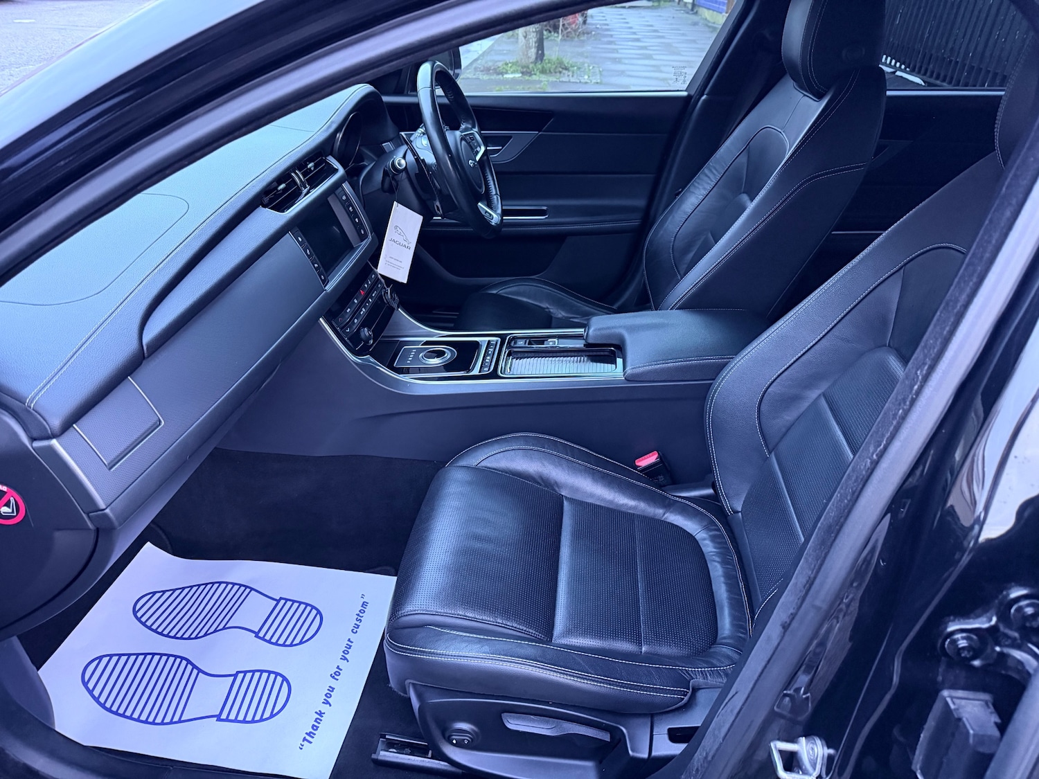 Used Jaguar XF 2017 for sale - 77620410: Photo 43