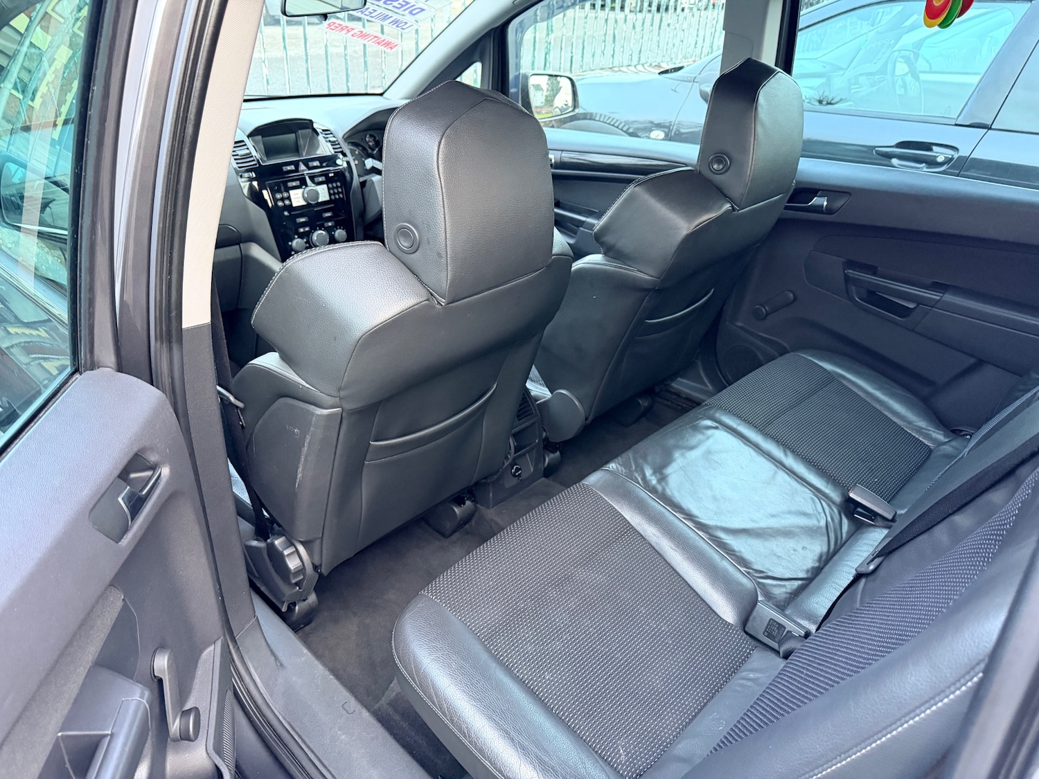 Used Vauxhall Zafira 2011 for sale - 77127578: Photo 29