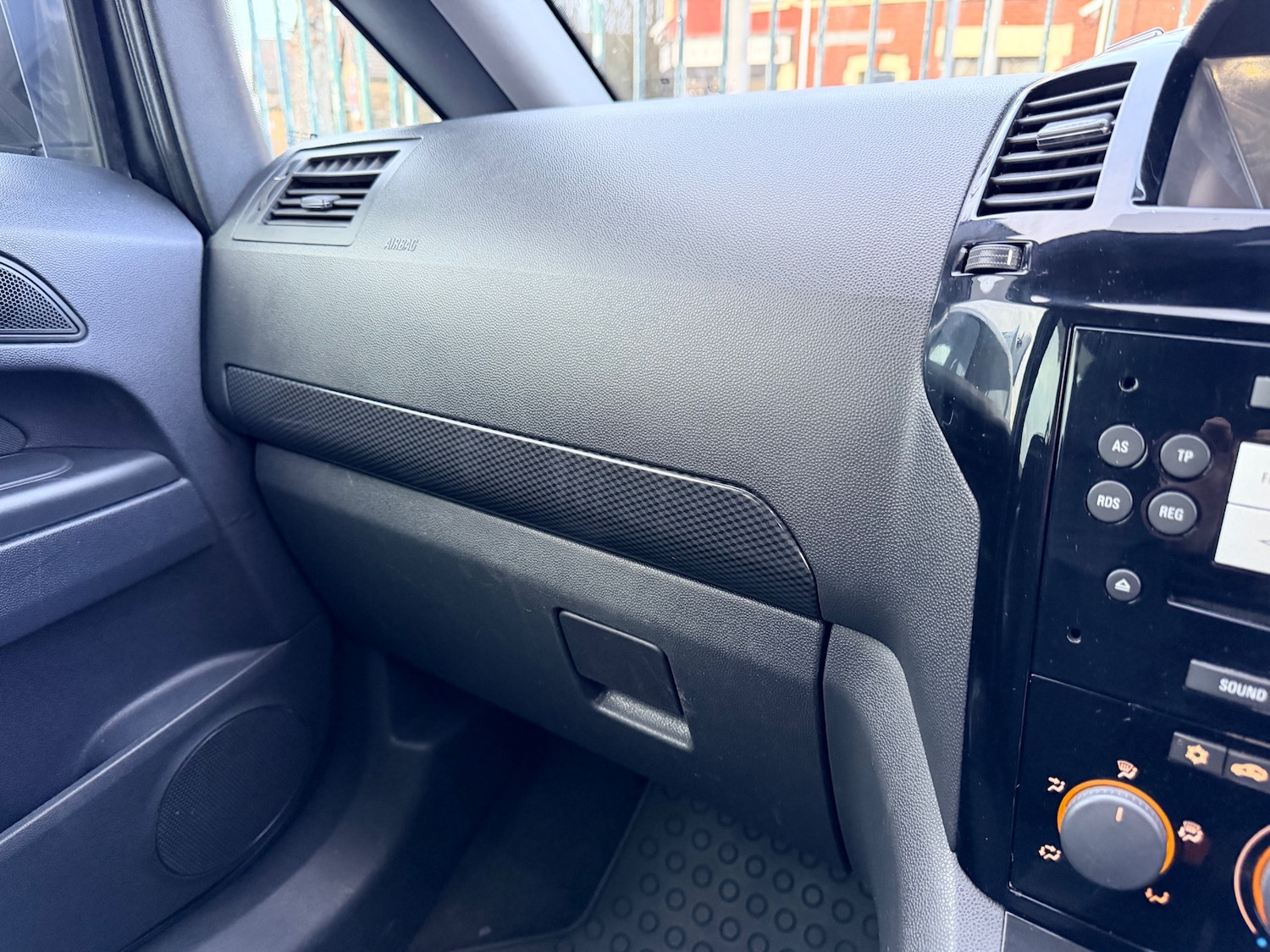 Used Vauxhall Zafira 2011 for sale - 77127578: Photo 37