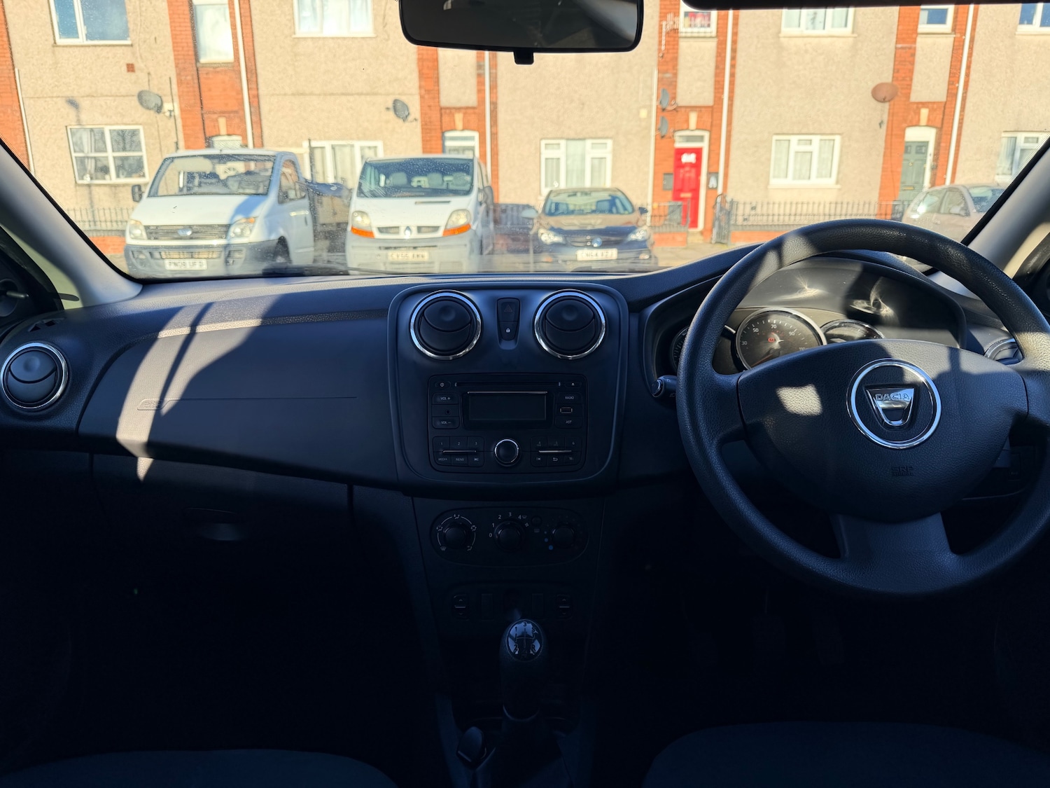 Used Dacia Sandero 2015 for sale - 77100945: Photo 27