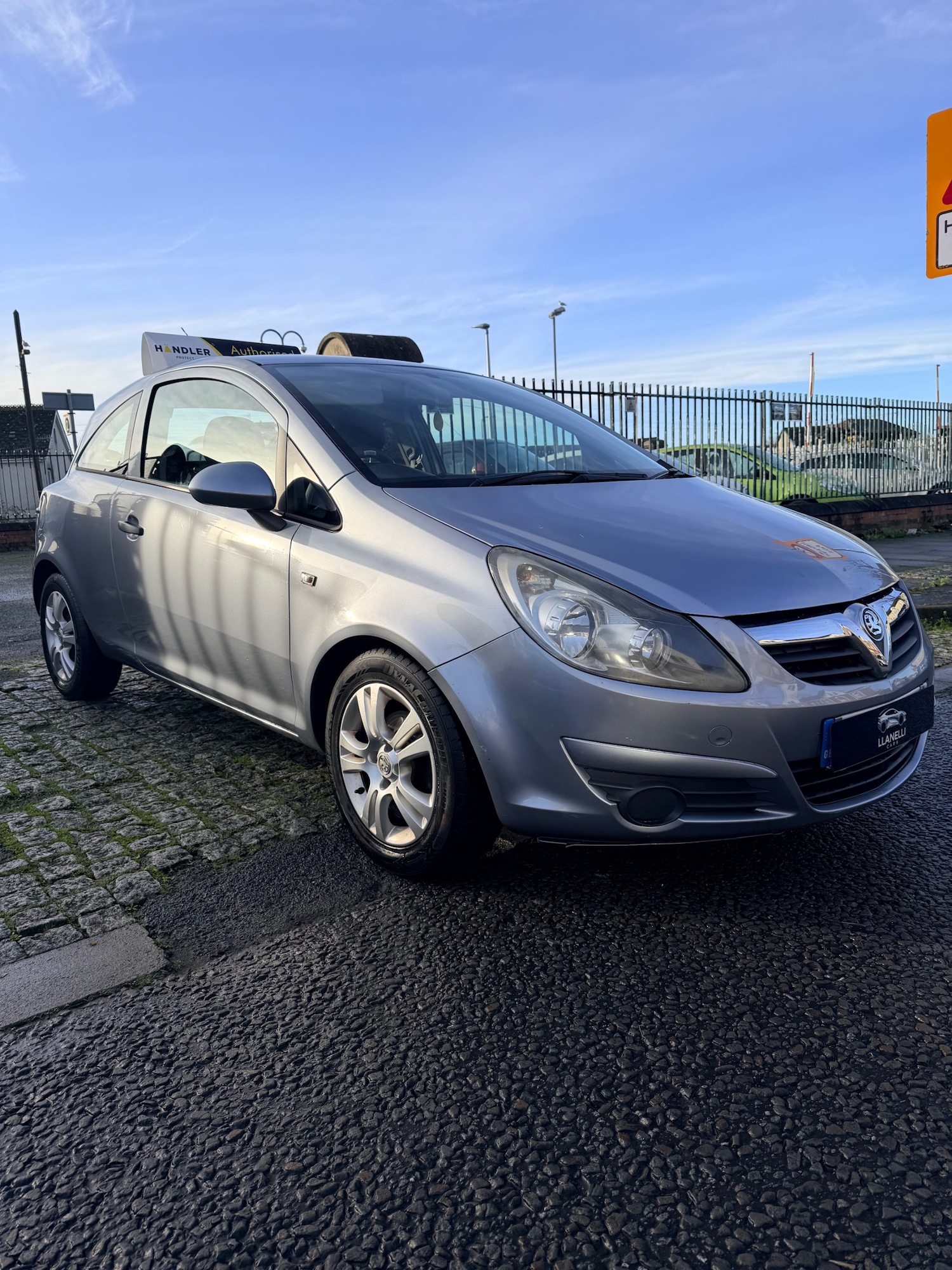 Used Vauxhall Corsa 2010 for sale - 76969072: Photo 1