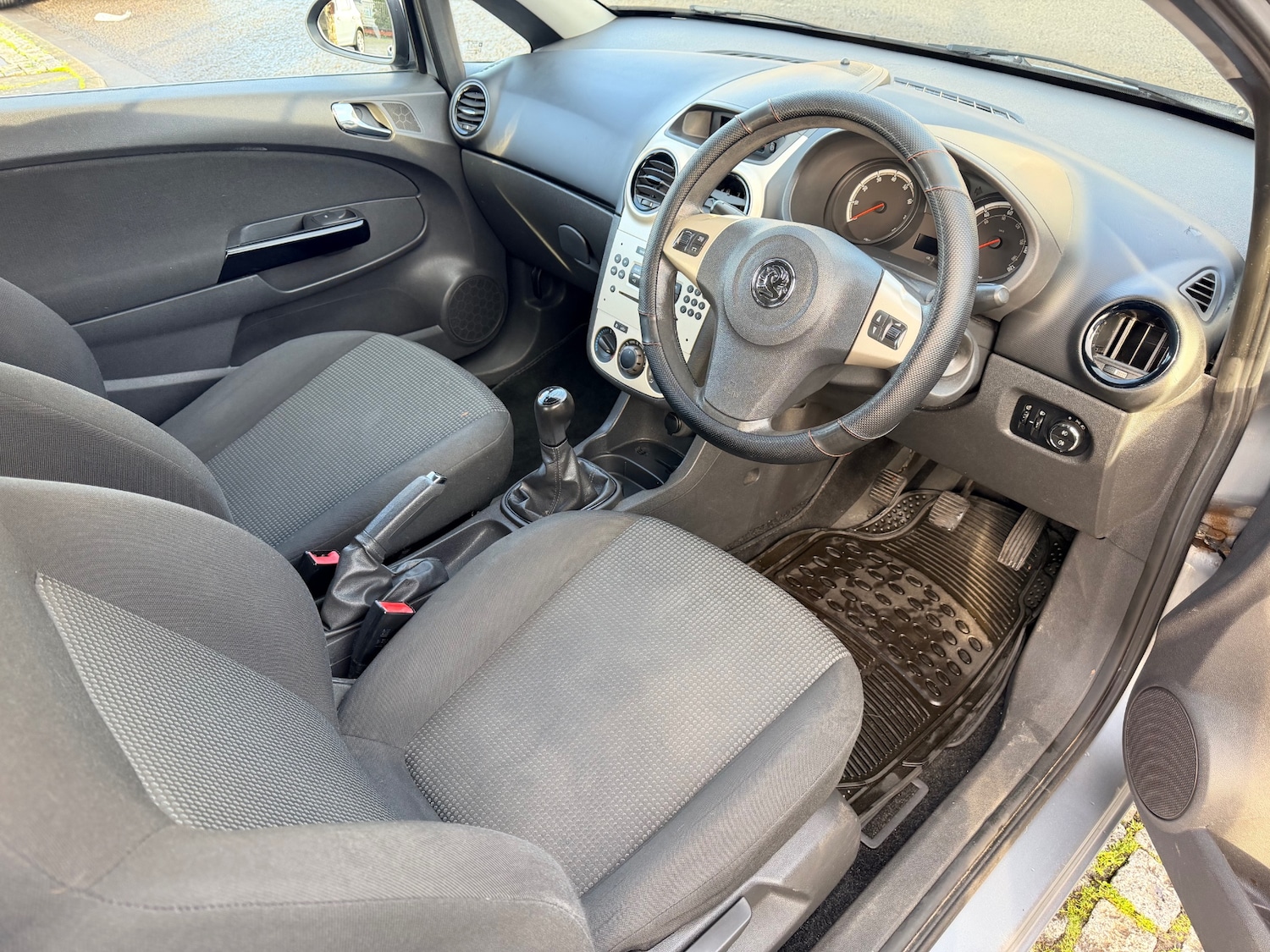 Used Vauxhall Corsa 2010 for sale - 76969072: Photo 20