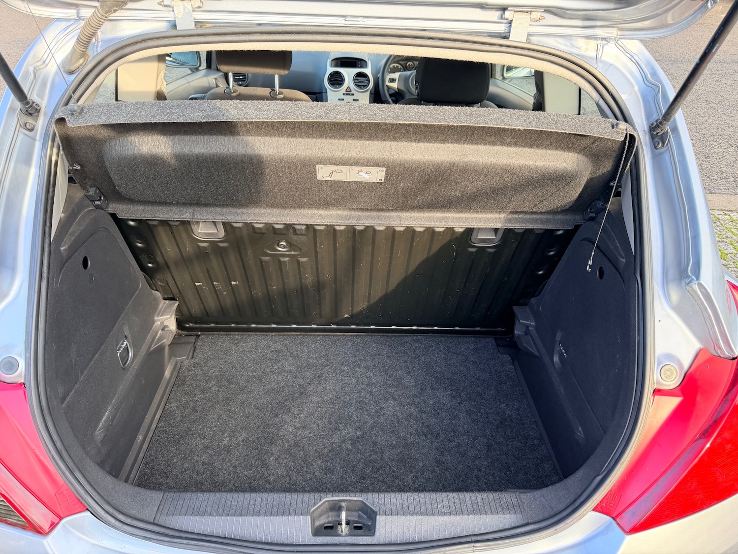 Used Vauxhall Corsa 2010 for sale - 76969072: Photo 25