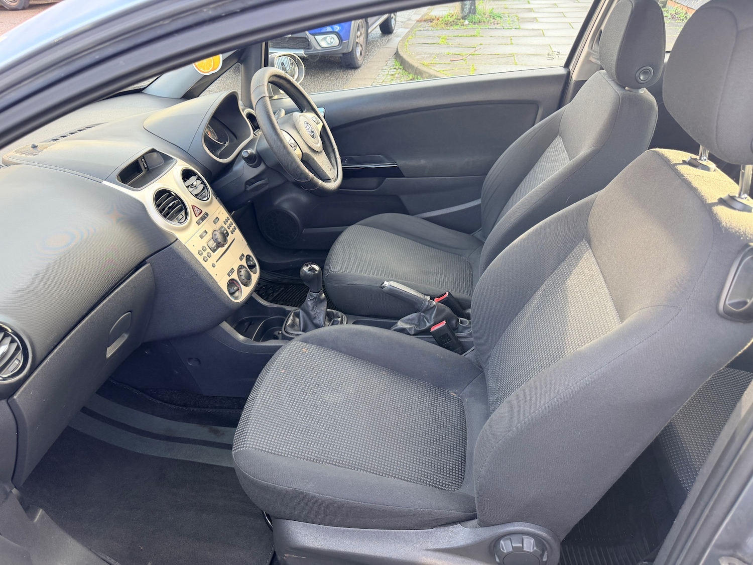 Used Vauxhall Corsa 2010 for sale - 76969072: Photo 27