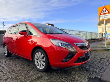 Vauxhall Zafira feature image