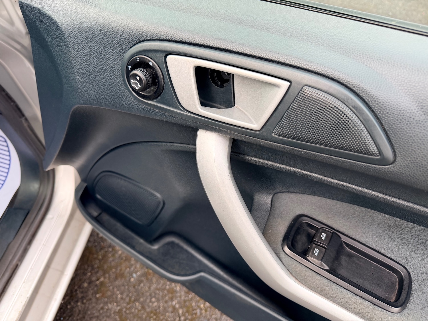 Used Ford Fiesta 2011 for sale - 77365598: Photo 24