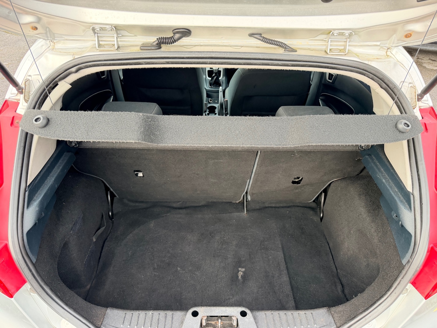 Used Ford Fiesta 2011 for sale - 77365598: Photo 28