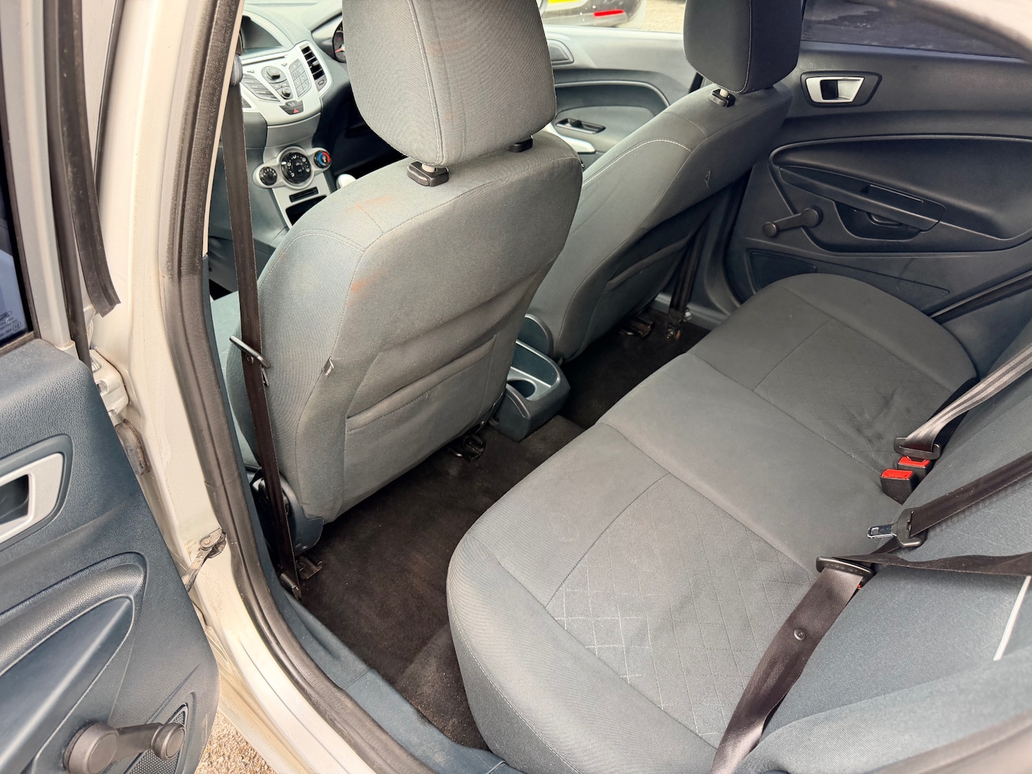 Used Ford Fiesta 2011 for sale - 77365598: Photo 29