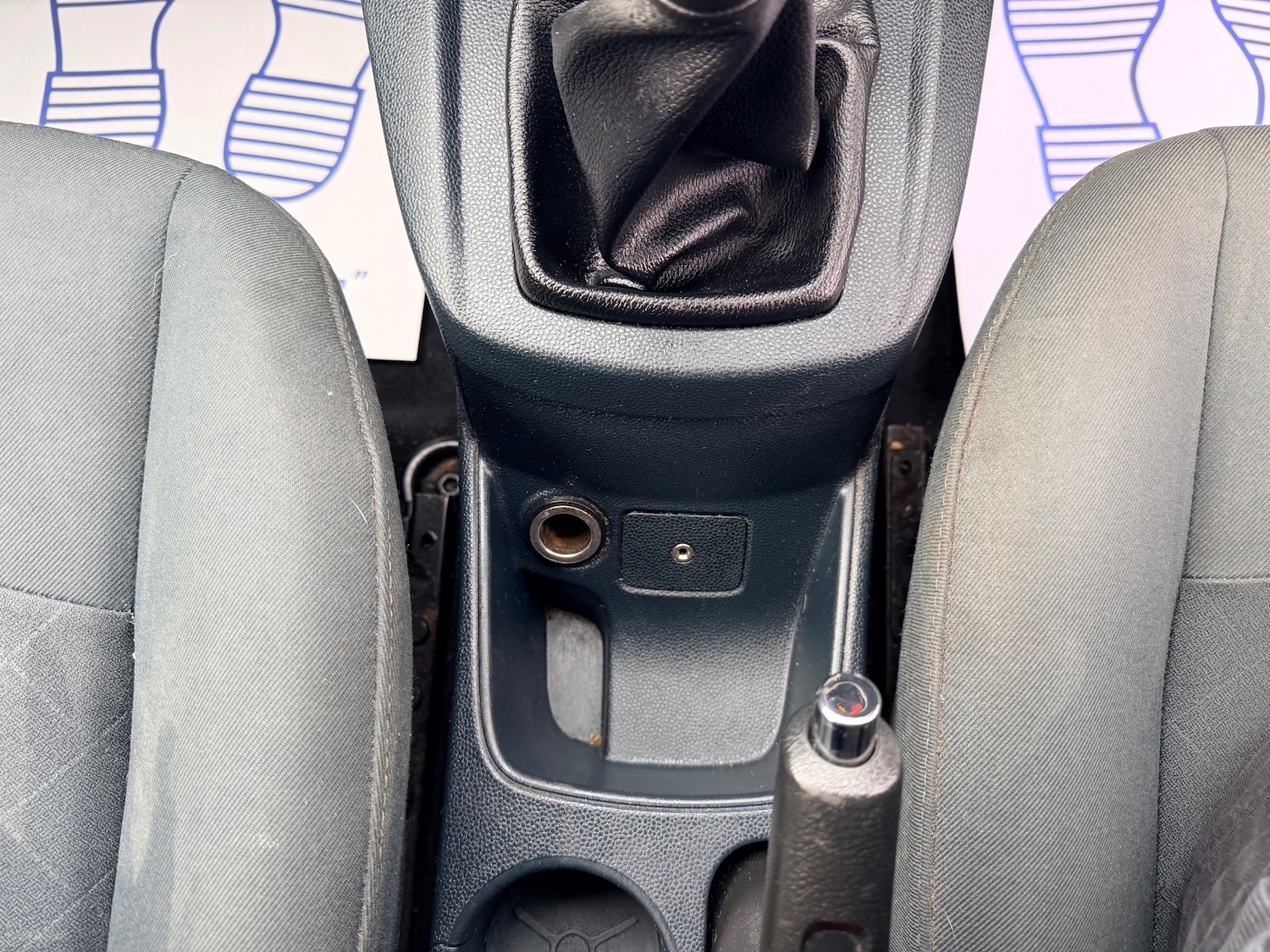 Used Ford Fiesta 2011 for sale - 77365598: Photo 37