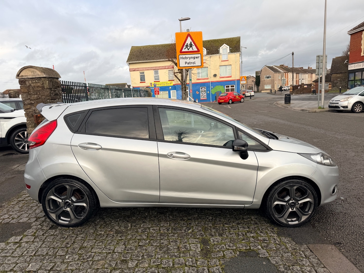 Used Ford Fiesta 2011 for sale - 77365598: Photo 9