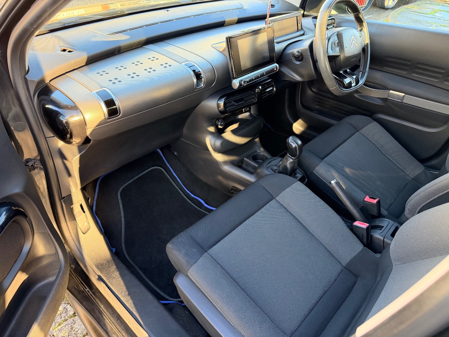 Used Citroen C4 Cactus 2016 for sale - 77101342: Photo 28