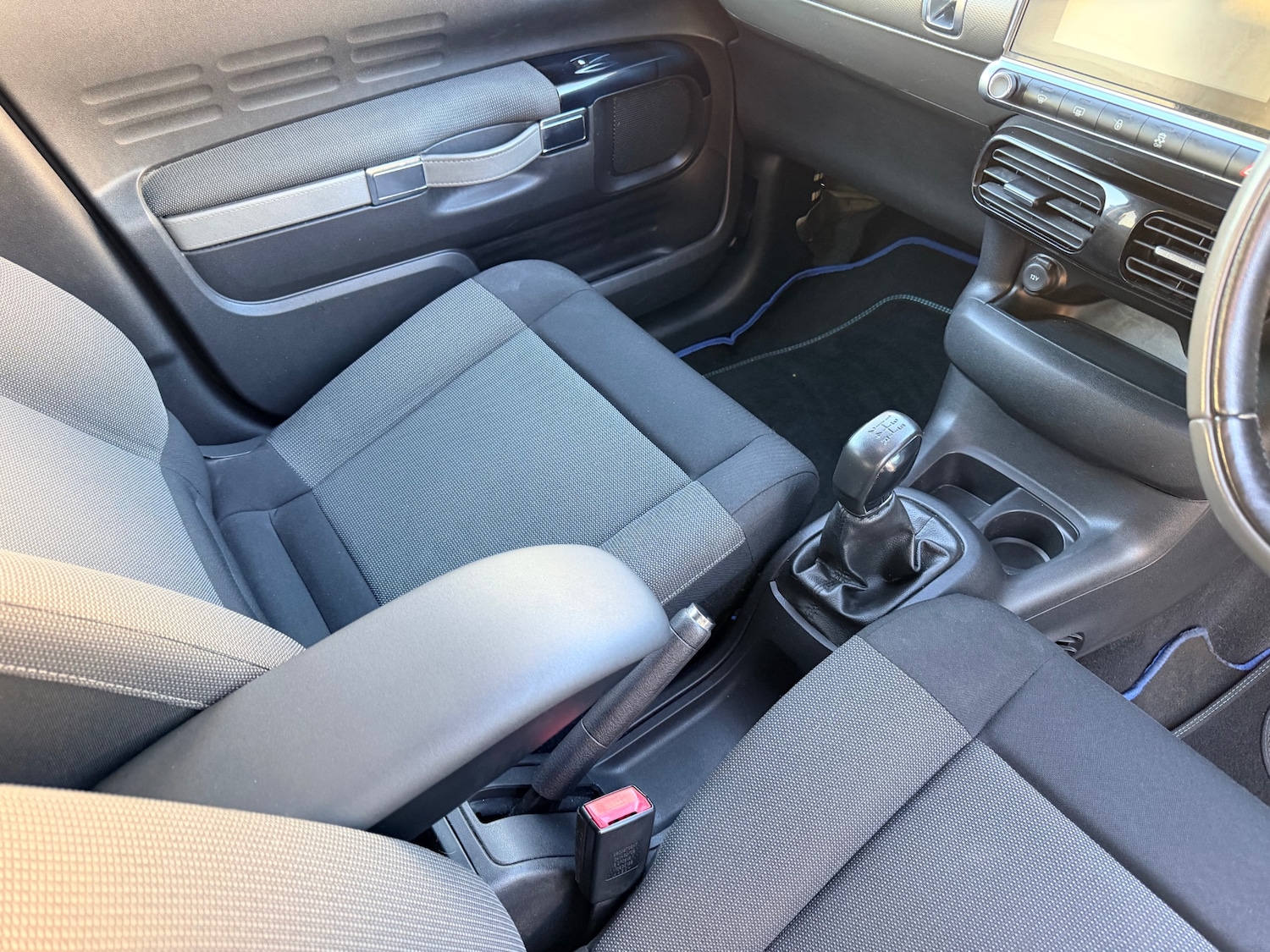 Used Citroen C4 Cactus 2016 for sale - 77101342: Photo 31