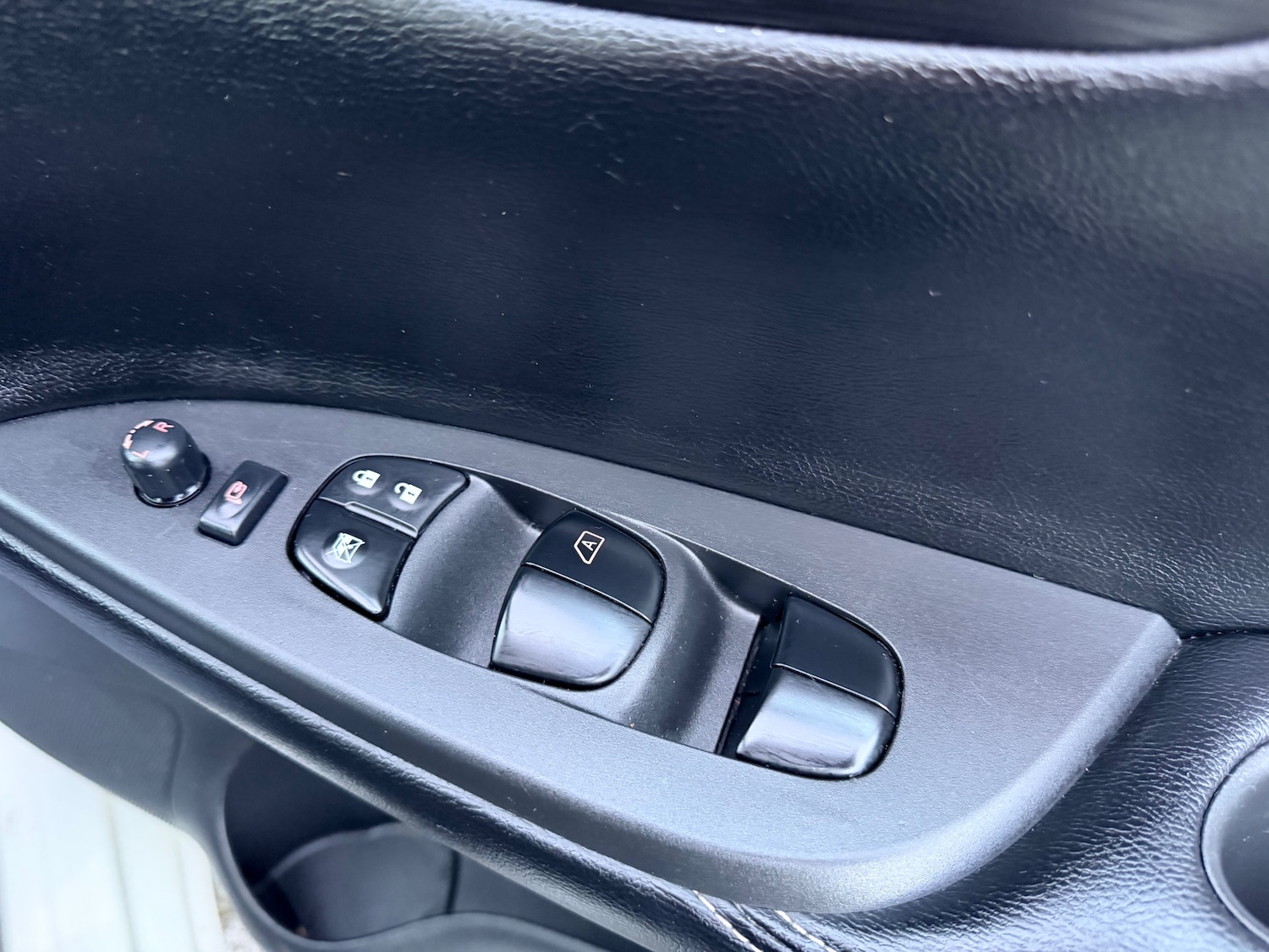 Used Nissan Pulsar 2015 for sale - 77536167: Photo 41