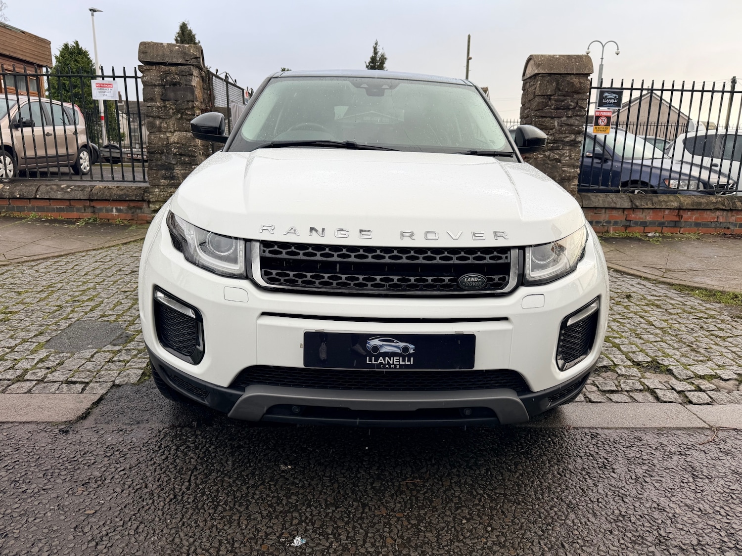 Used Land Rover Range Rover Evoque 2016 for sale - 77364080: Photo 2