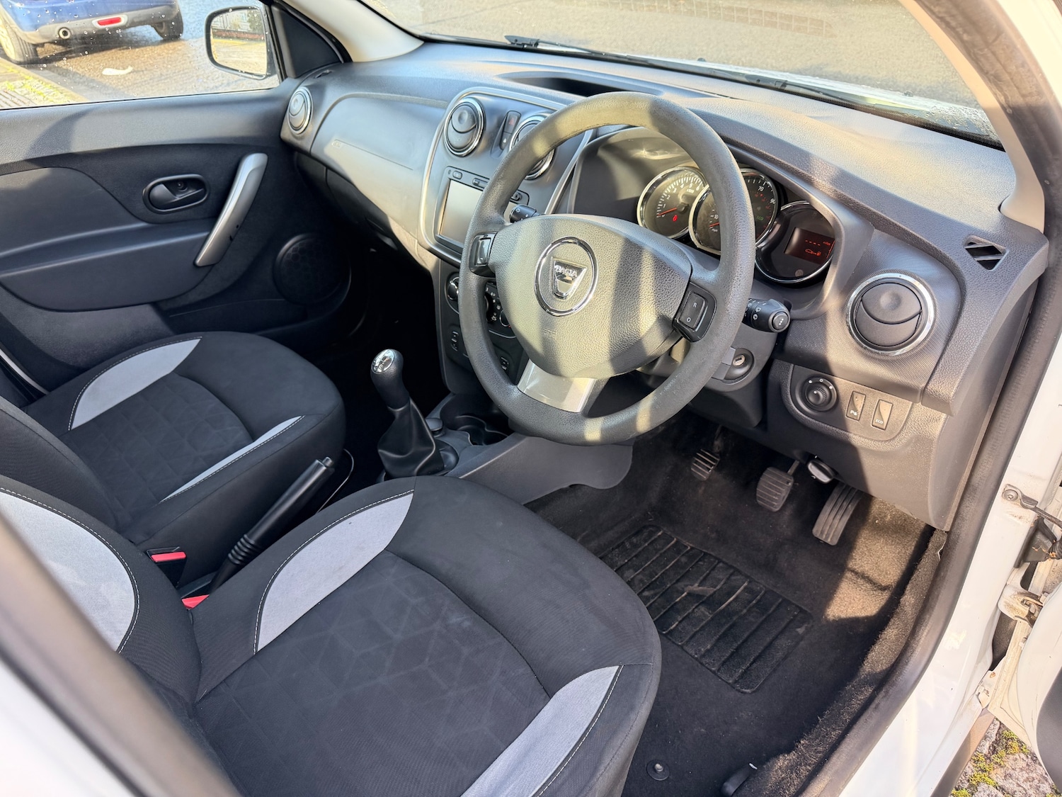 Used Dacia Sandero Stepway 2016 for sale - 76969837: Photo 18