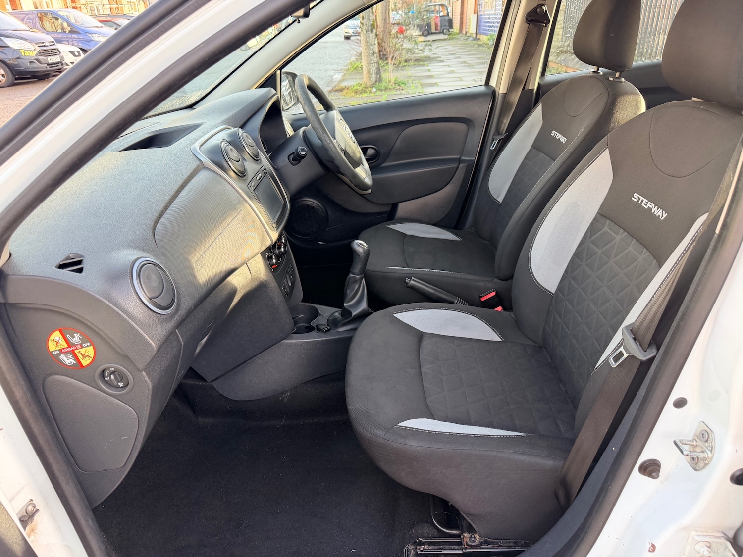 Used Dacia Sandero Stepway 2016 for sale - 76969837: Photo 25