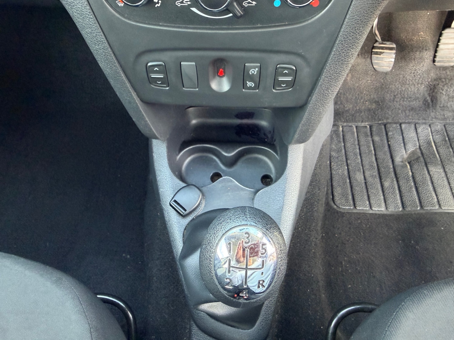 Used Dacia Sandero Stepway 2016 for sale - 76969837: Photo 32