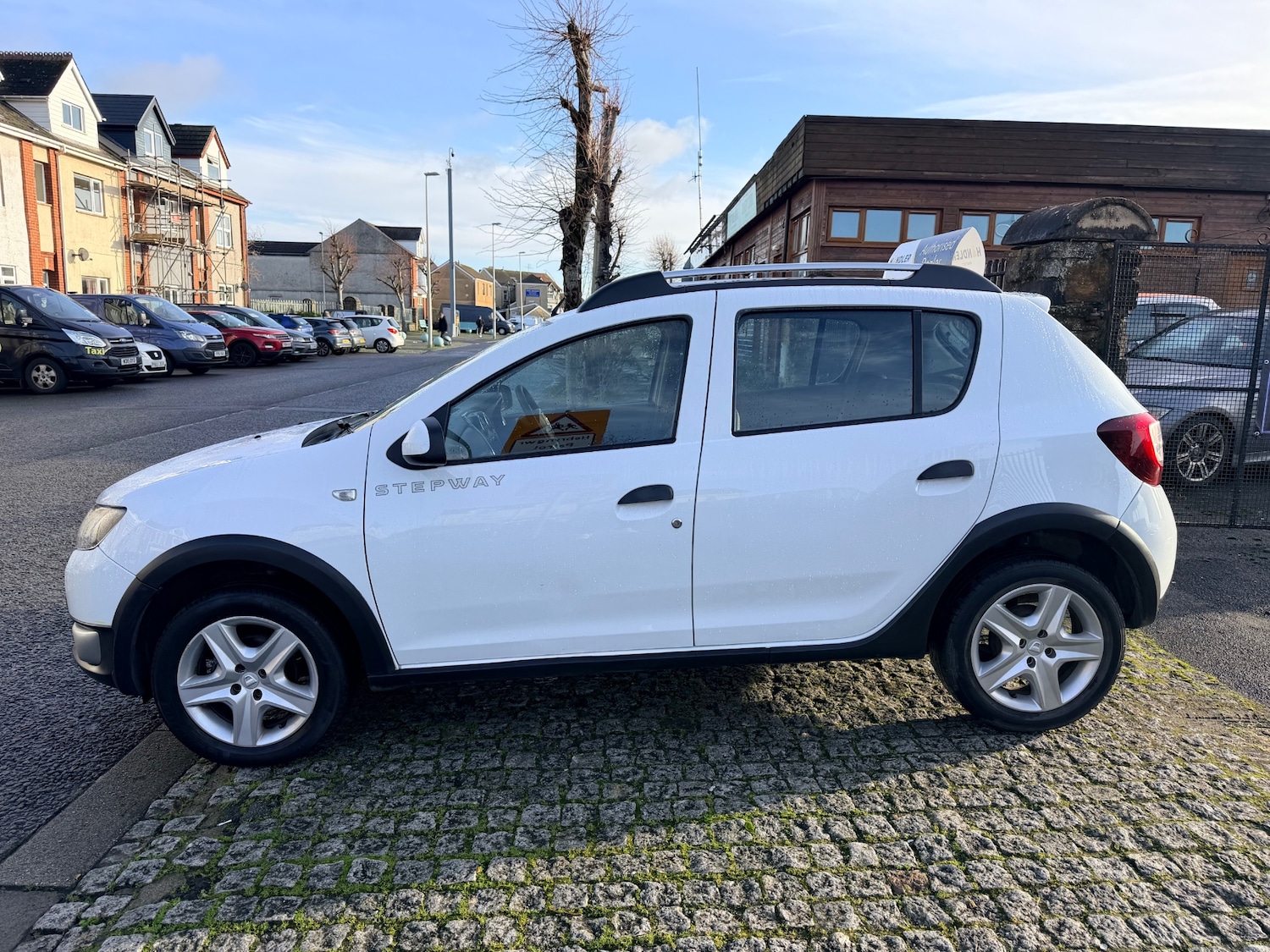 Used Dacia Sandero Stepway 2016 for sale - 76969837: Photo 4