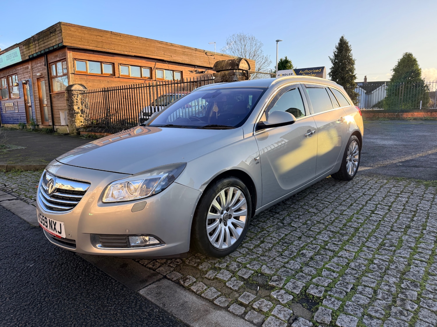 Used Vauxhall Insignia 2010 for sale - 76969254: Photo 3