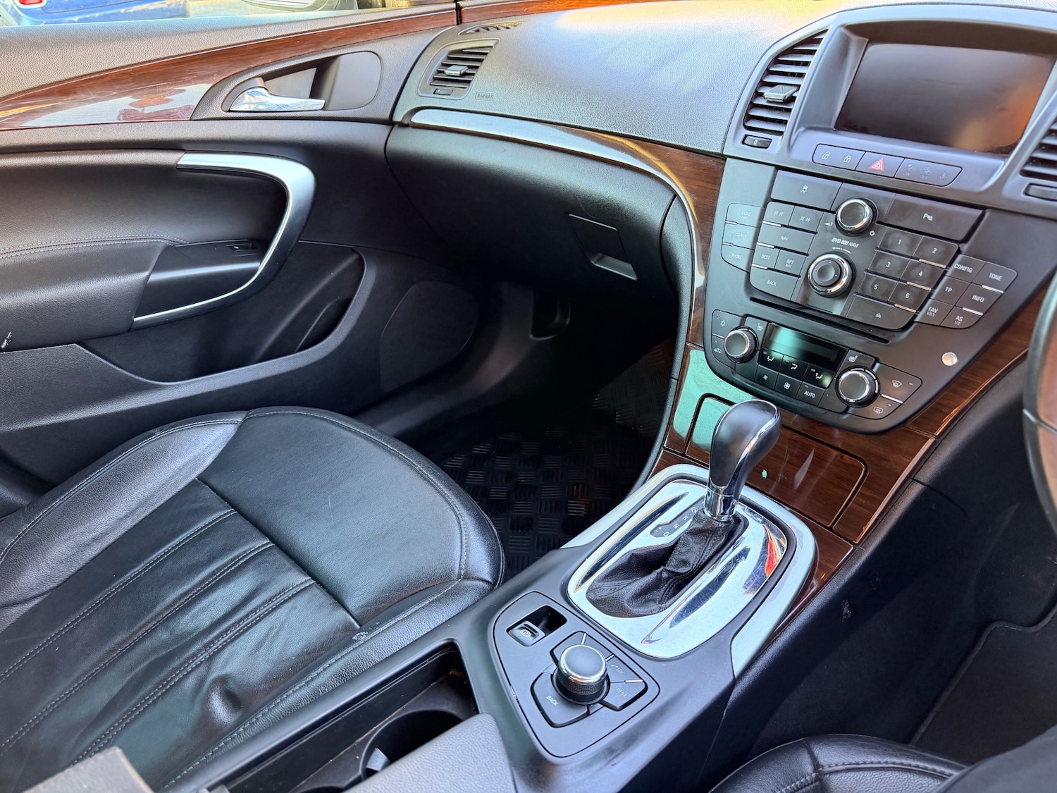 Used Vauxhall Insignia 2010 for sale - 76969254: Photo 31