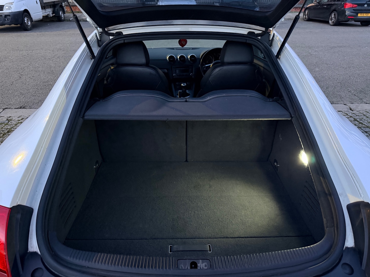 Used Audi TT 2009 for sale - 77536149: Photo 27