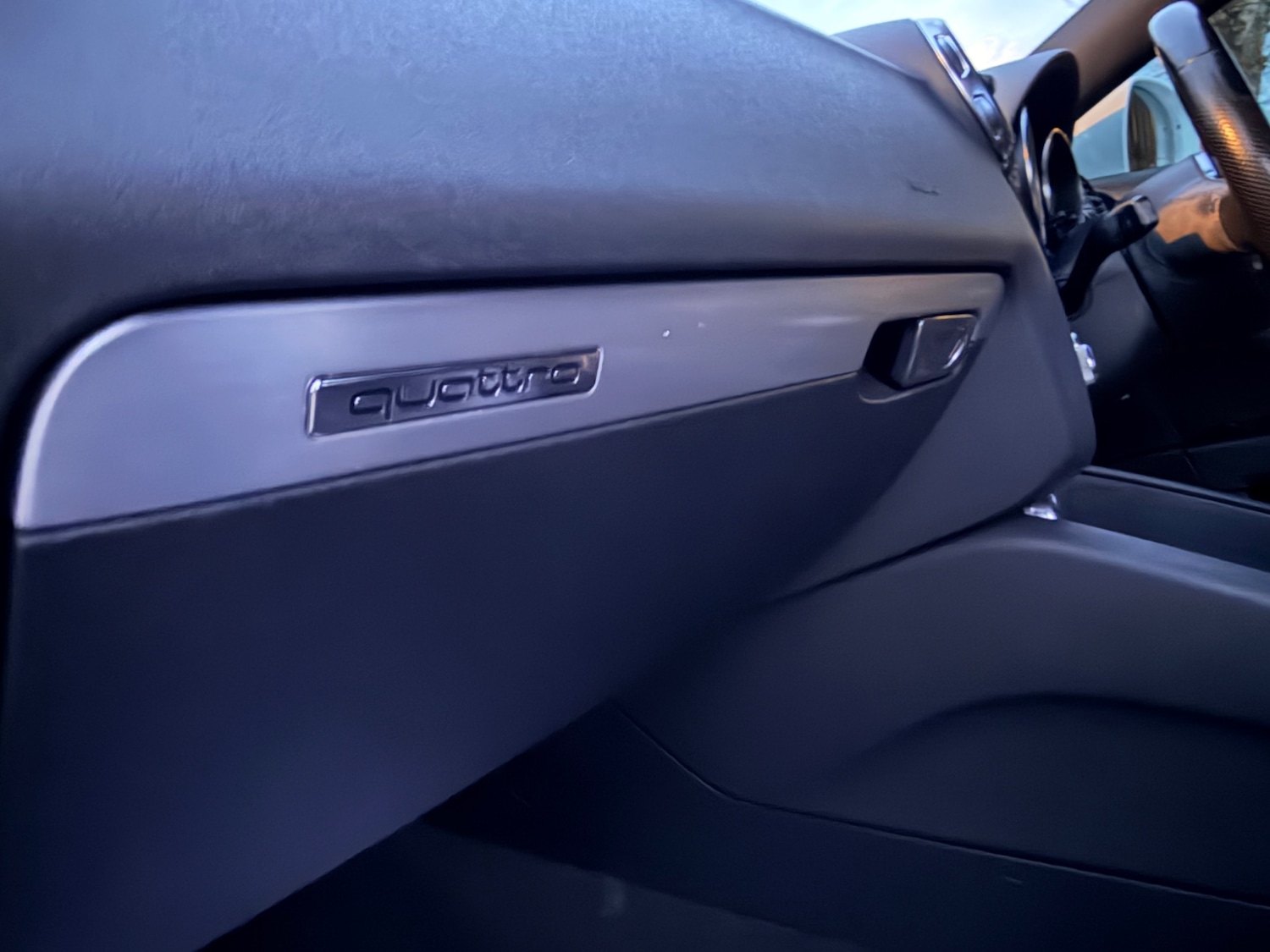 Used Audi TT 2009 for sale - 77536149: Photo 32