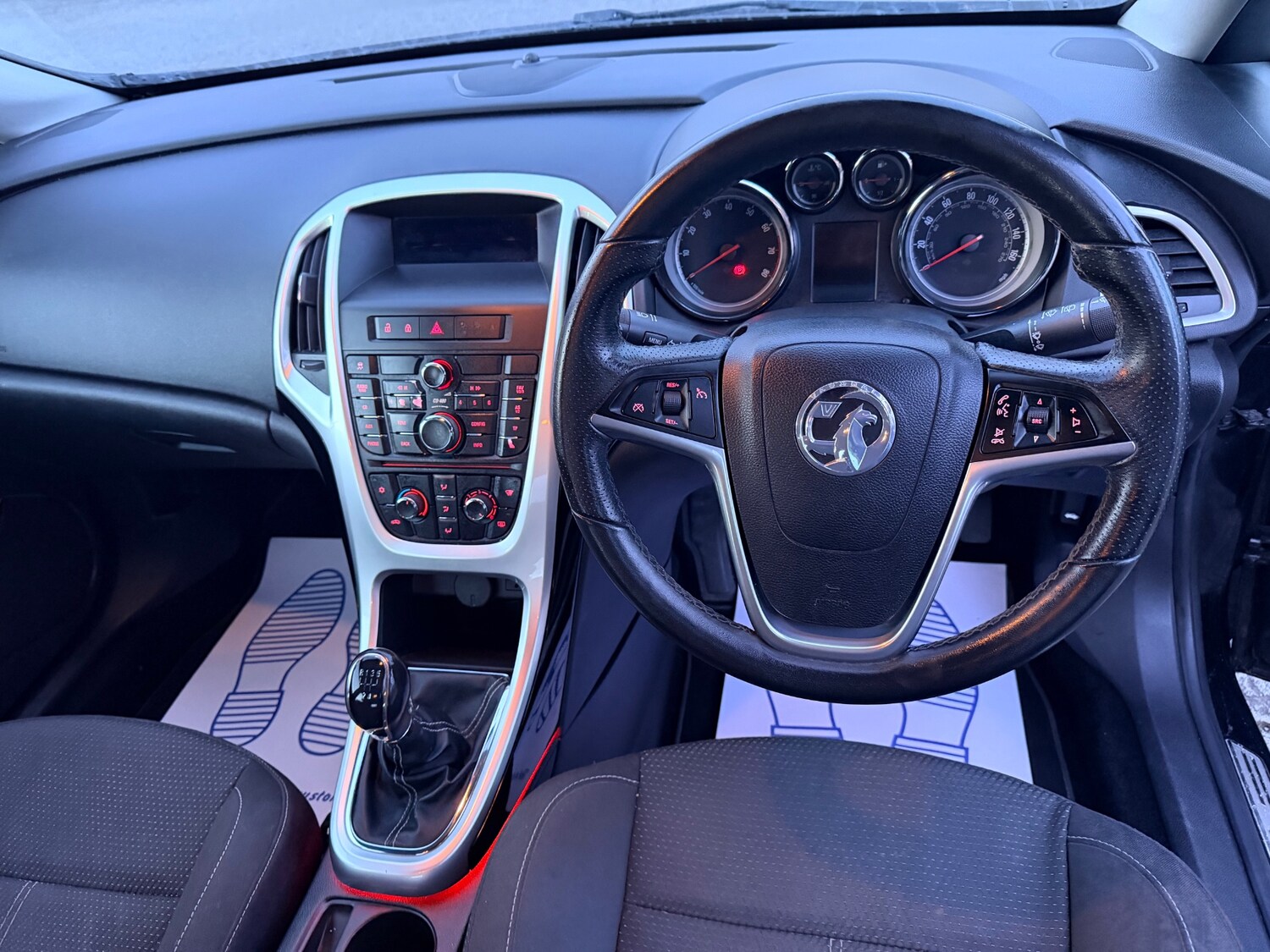 Used Vauxhall Astra 2010 for sale - 77364420: Photo 22