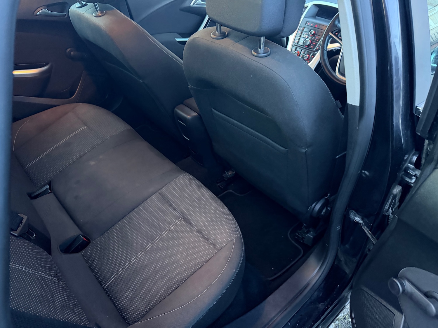 Used Vauxhall Astra 2010 for sale - 77364420: Photo 24