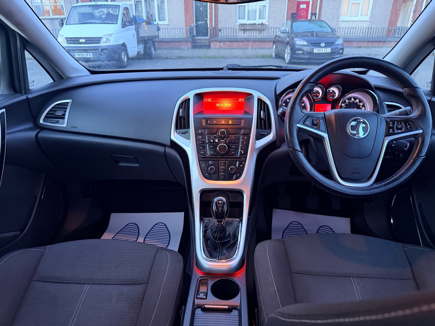 Used Vauxhall Astra 2010 for sale - 77364420: Photo 37