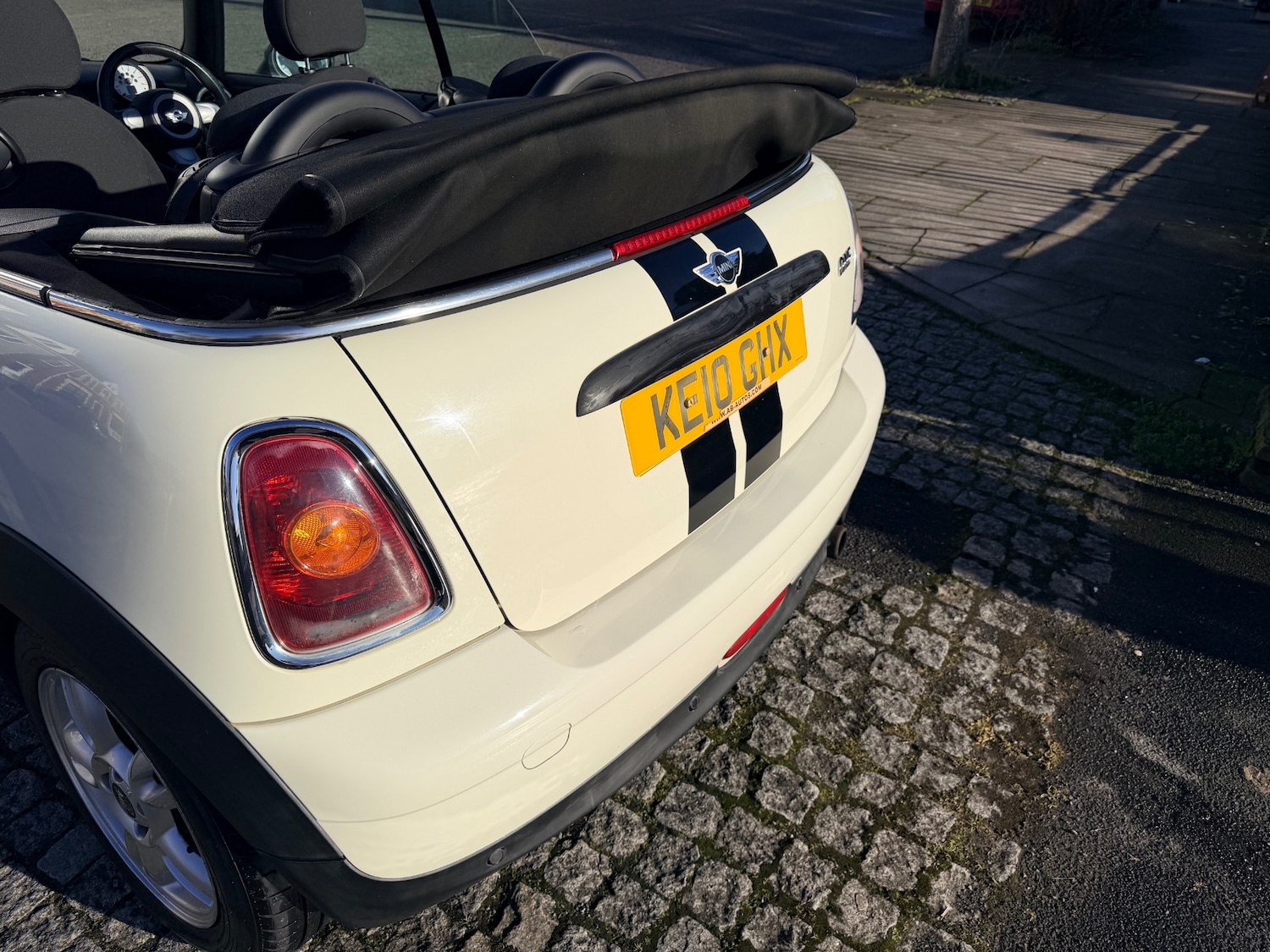 Used MINI Convertible 2010 for sale - 77536257: Photo 15