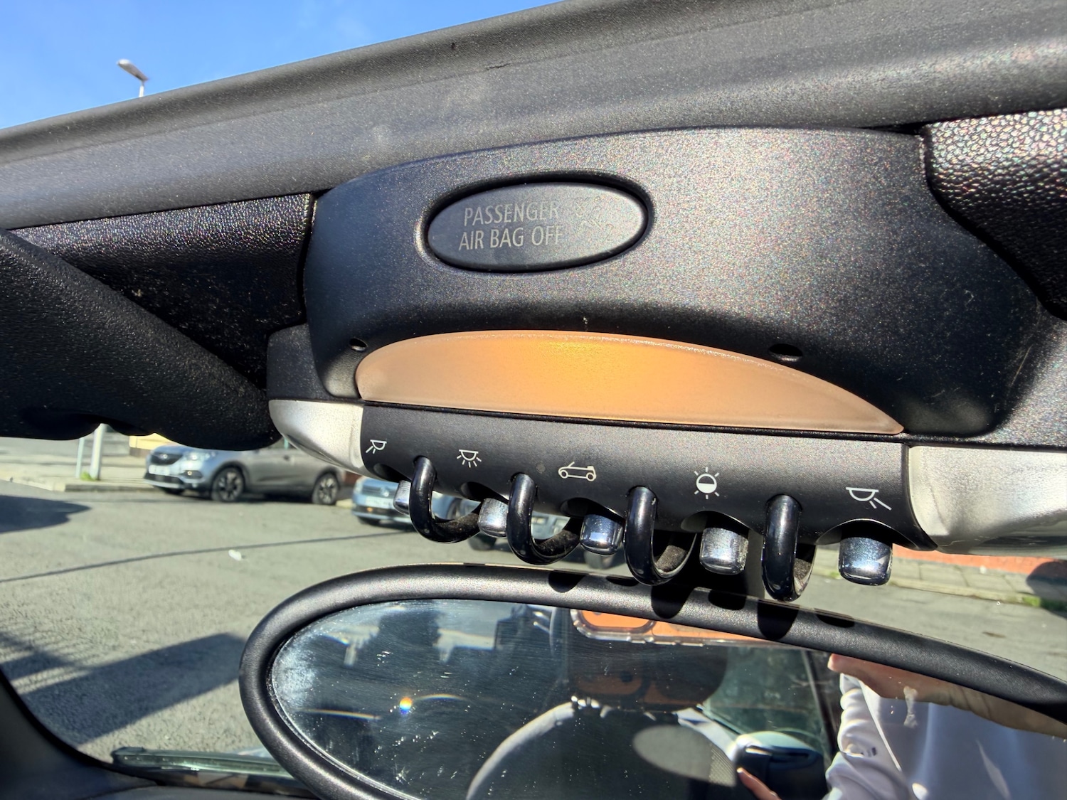 Used MINI Convertible 2010 for sale - 77536257: Photo 24