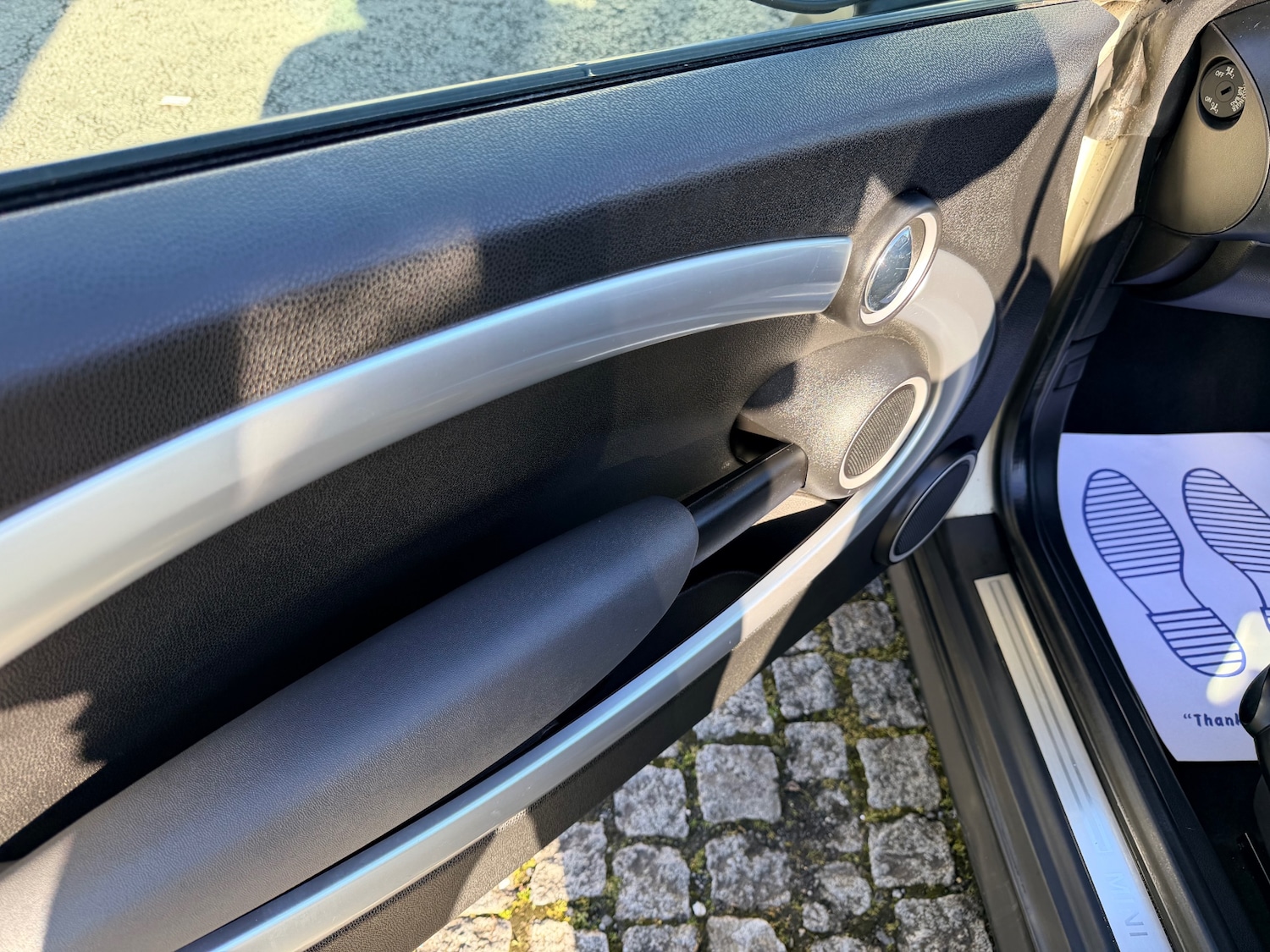 Used MINI Convertible 2010 for sale - 77536257: Photo 29