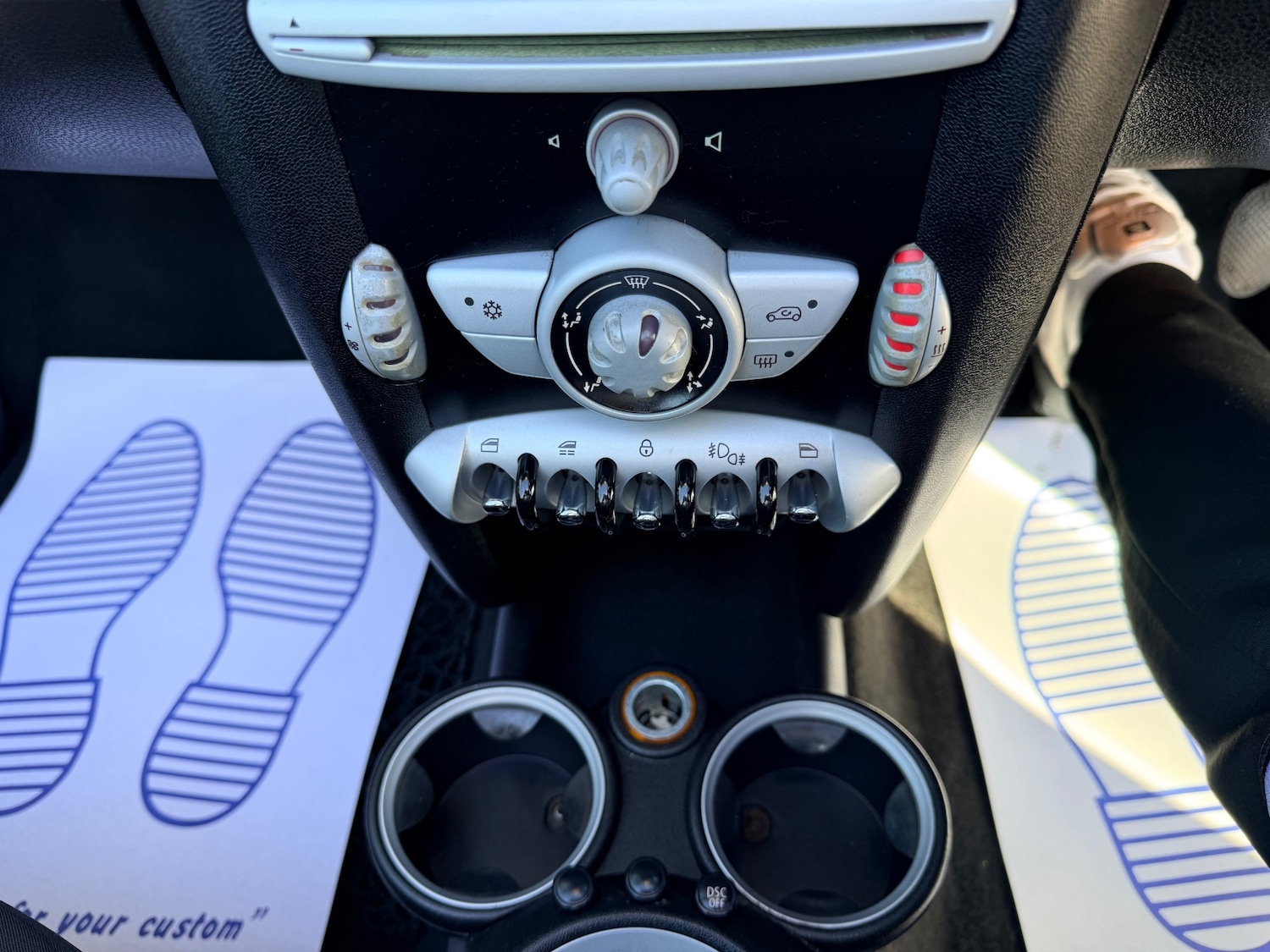 Used MINI Convertible 2010 for sale - 77536257: Photo 31