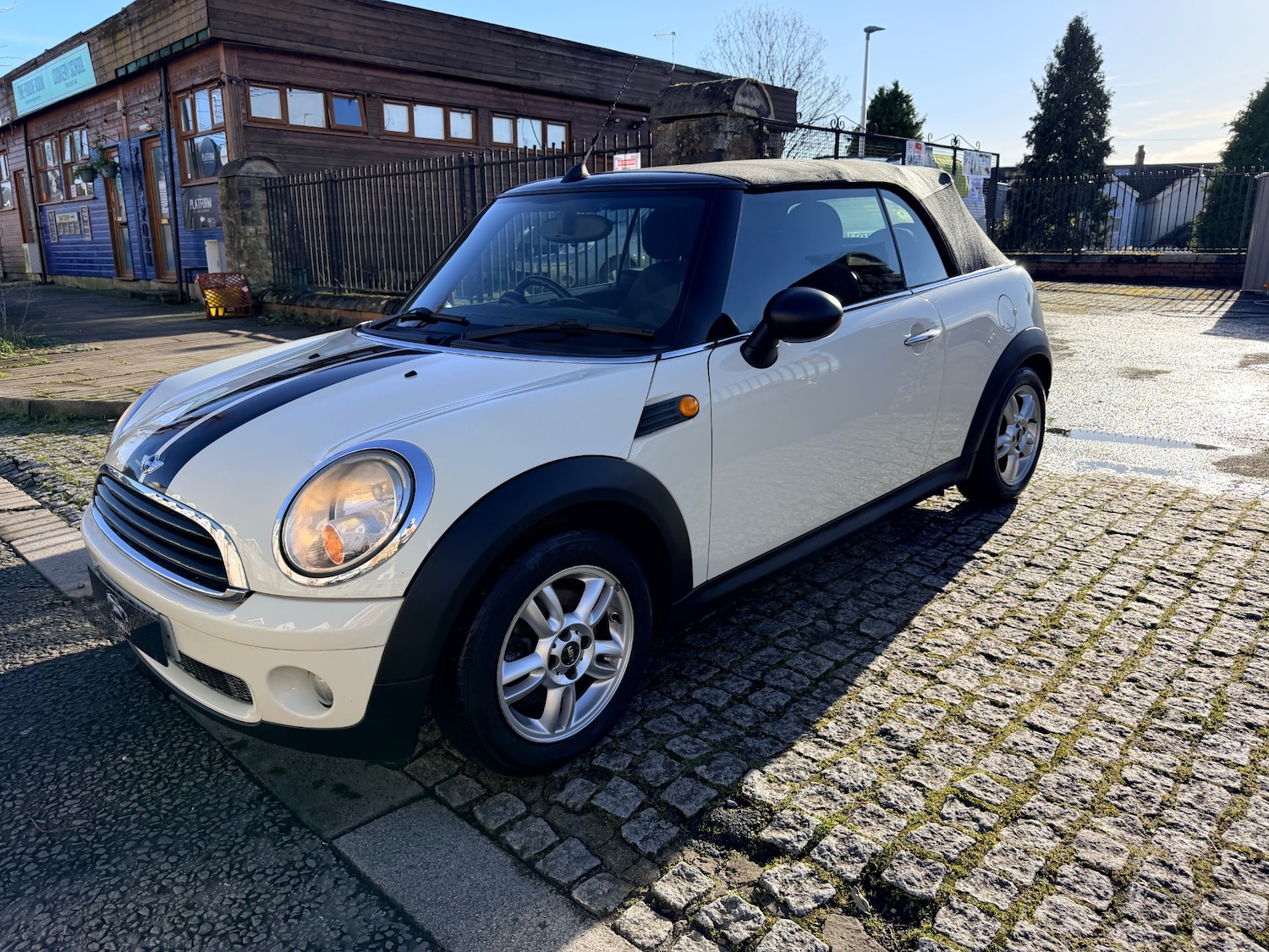 Used MINI Convertible 2010 for sale - 77536257: Photo 35