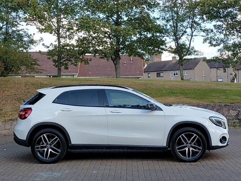 Used Mercedes-Benz GLA 2019 for sale - 76465317: Photo 4
