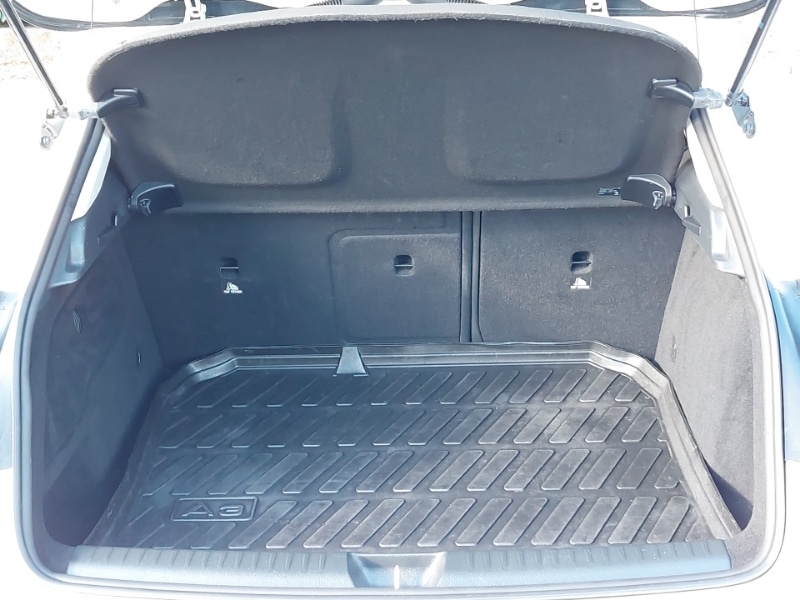 Used Mercedes-Benz GLA 2019 for sale - 76465317: Photo 8