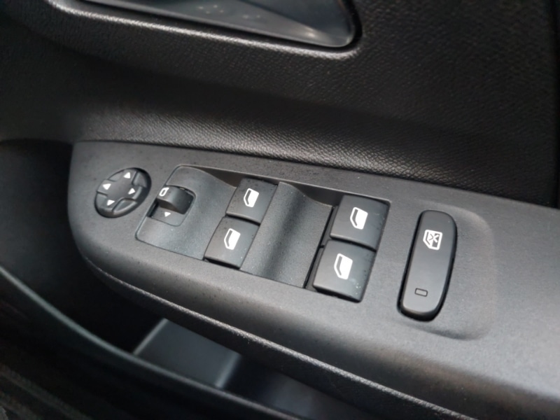 Used Vauxhall Corsa 2023 for sale - 76779925: Photo 11