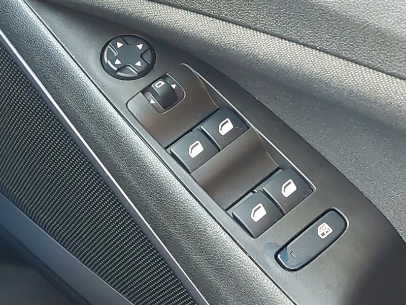 Used Vauxhall Crossland 2022 for sale - 77090399: Photo 18