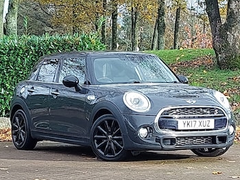 Used MINI Hatch 2017 for sale - 76465315: Photo